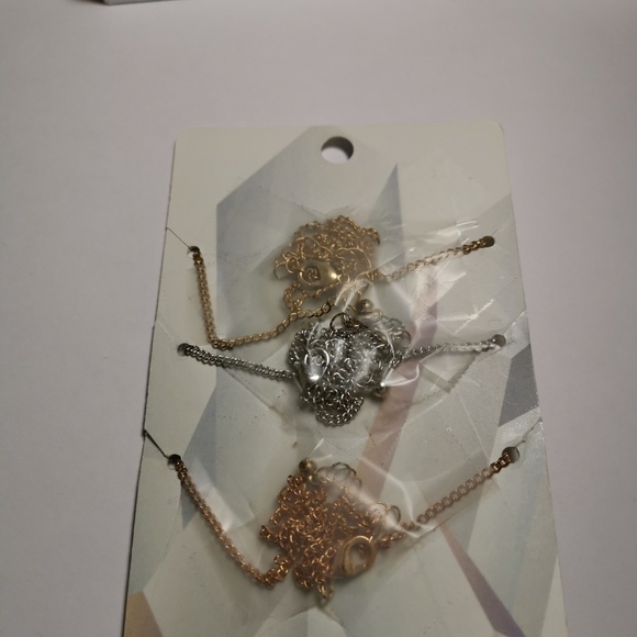 Hot topic necklace set - Picture 2 of 2